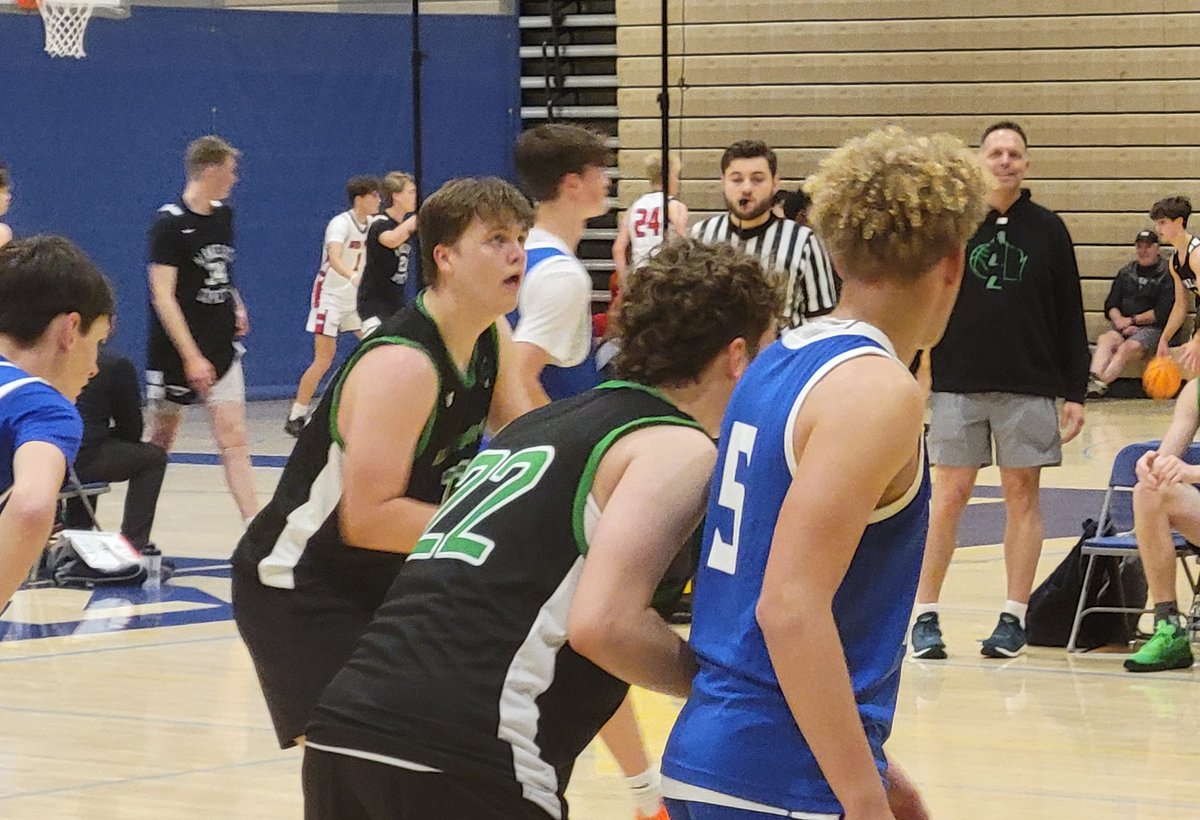 Strong performance from 2024 F Drew Klobe (Hortonville) this morning.

Always seemed to be in the right place and cleaned up a lot of messes for <a href="/ALL_WISCONSIN/">ALL WISCONSIN</a>.

Strong kid who catches well in traffic. Passes out of trouble. Bruiser that doesn't feel contact.

#PHBattleAtTheLakes