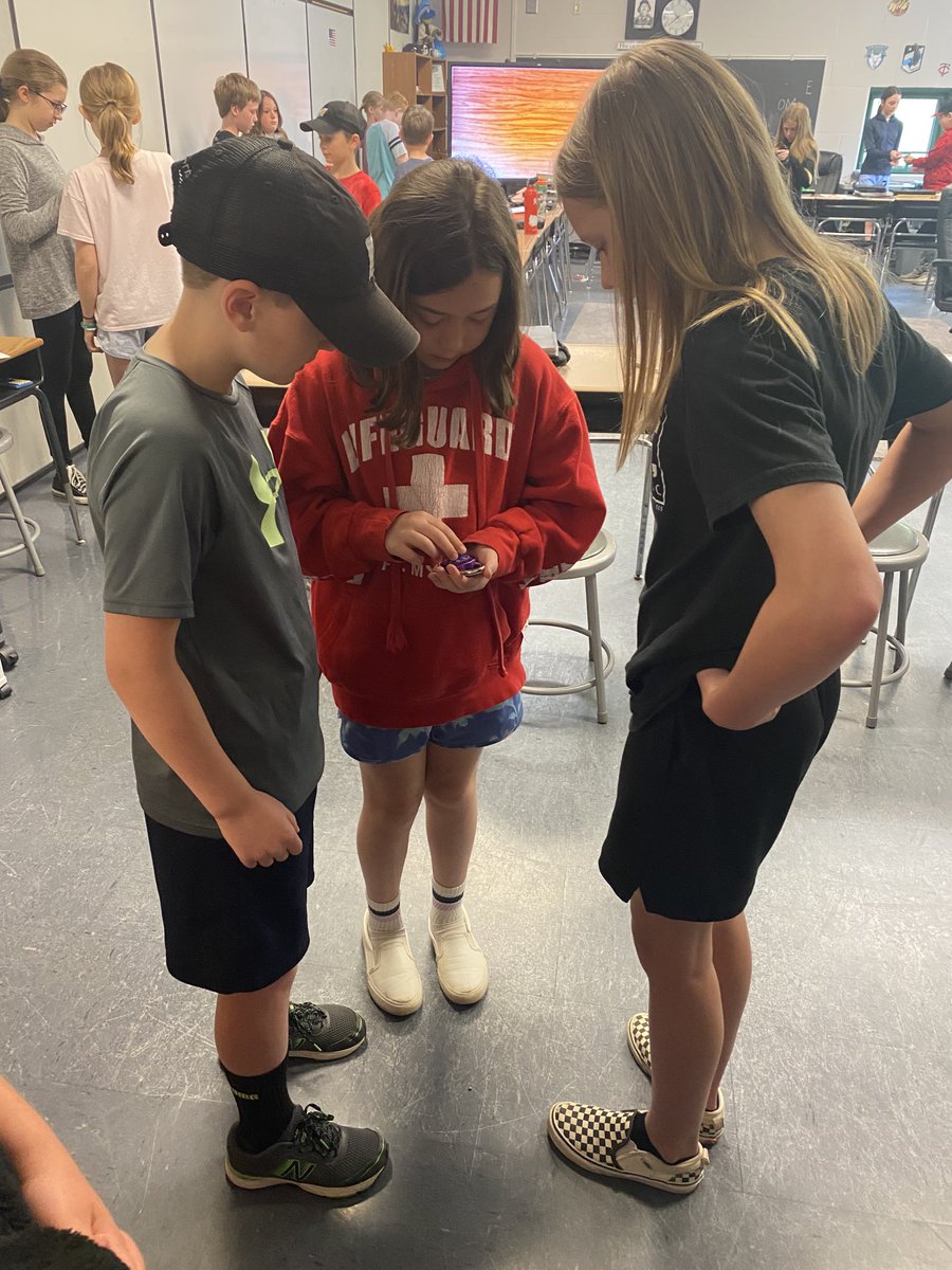 Practicing opening locks as we prepare for middle school. ⁦<a href="/ElkRiverVMS/">VandenBerge Middle School</a>⁩ ⁦<a href="/karirock4/">Dr. Kari Rock</a>⁩ #we’llbeready