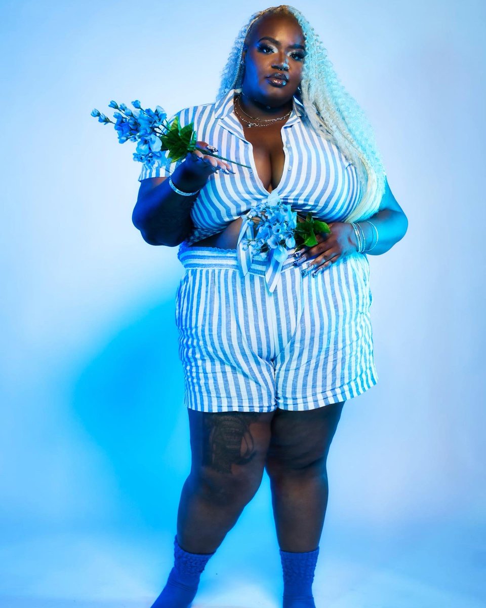 Kiyansauce's tweet photo. I only come on here to post pictures fr 🦋 https://t.co/JPfXyvHnw4