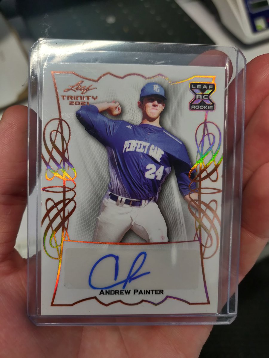 SlenderNFT's tweet photo. @TomIrishfan901 @sports_sell @CardboardEchoes Painter Bowman auto $40
Painter Leaf auto $30 https://t.co/2FYh9aBss5