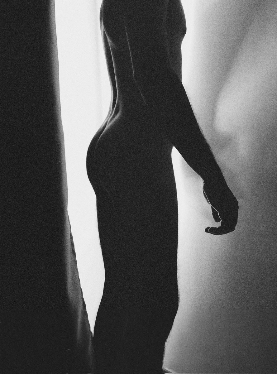 vv_mlk's tweet photo. Bom dia seus putos 🤤😈
.
.
#PINTOAWARDS
#NUDESWARDS
#PRETOEBRANCO https://t.co/AnenevHLXK