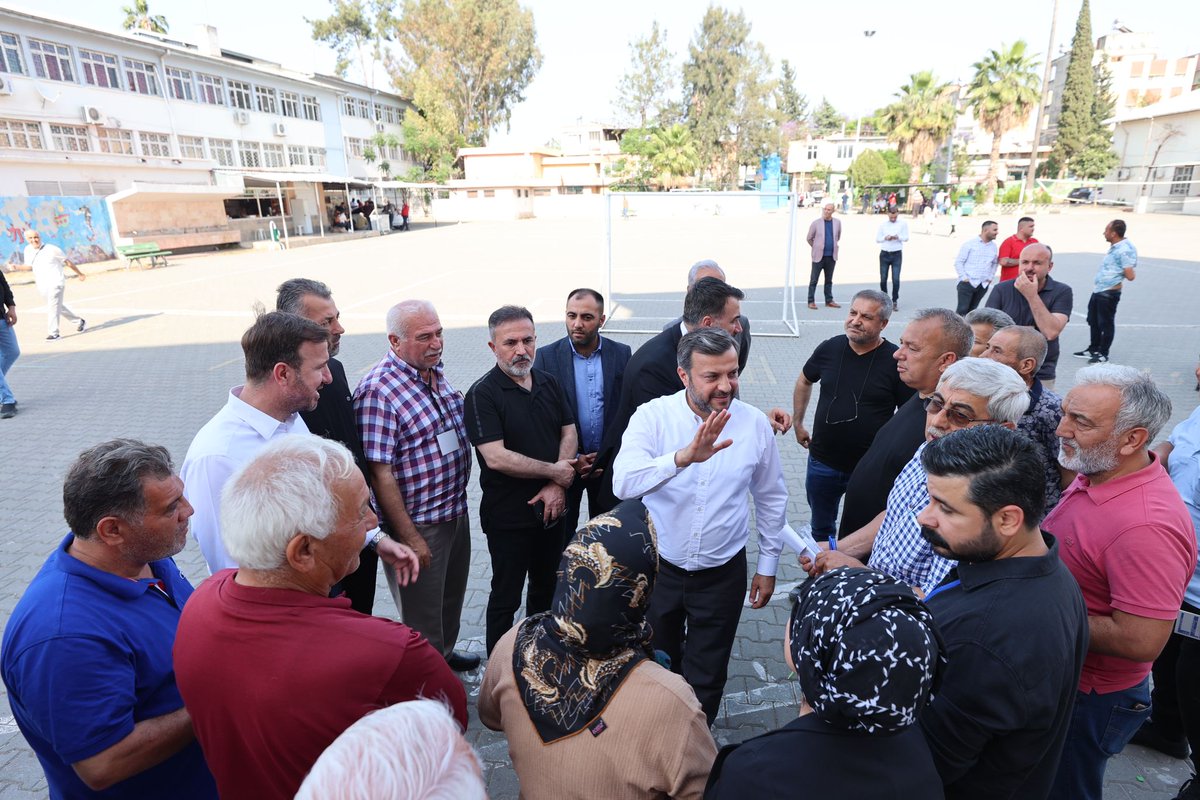 fmkocaispir's tweet photo. Yüreğir'imizdeki okullarımızda hemşehrilerimizle bir araya geldik. Doğru Adımlarla demokrasimize sahip çıkmaya devam ediyoruz 🙋‍♂️ https://t.co/LEN4ectwuQ
