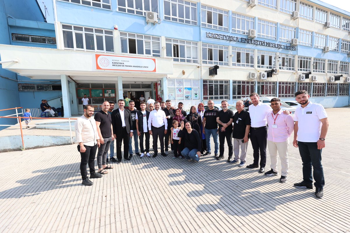 fmkocaispir's tweet photo. Yüreğir'imizdeki okullarımızda hemşehrilerimizle bir araya geldik. Doğru Adımlarla demokrasimize sahip çıkmaya devam ediyoruz 🙋‍♂️ https://t.co/LEN4ectwuQ