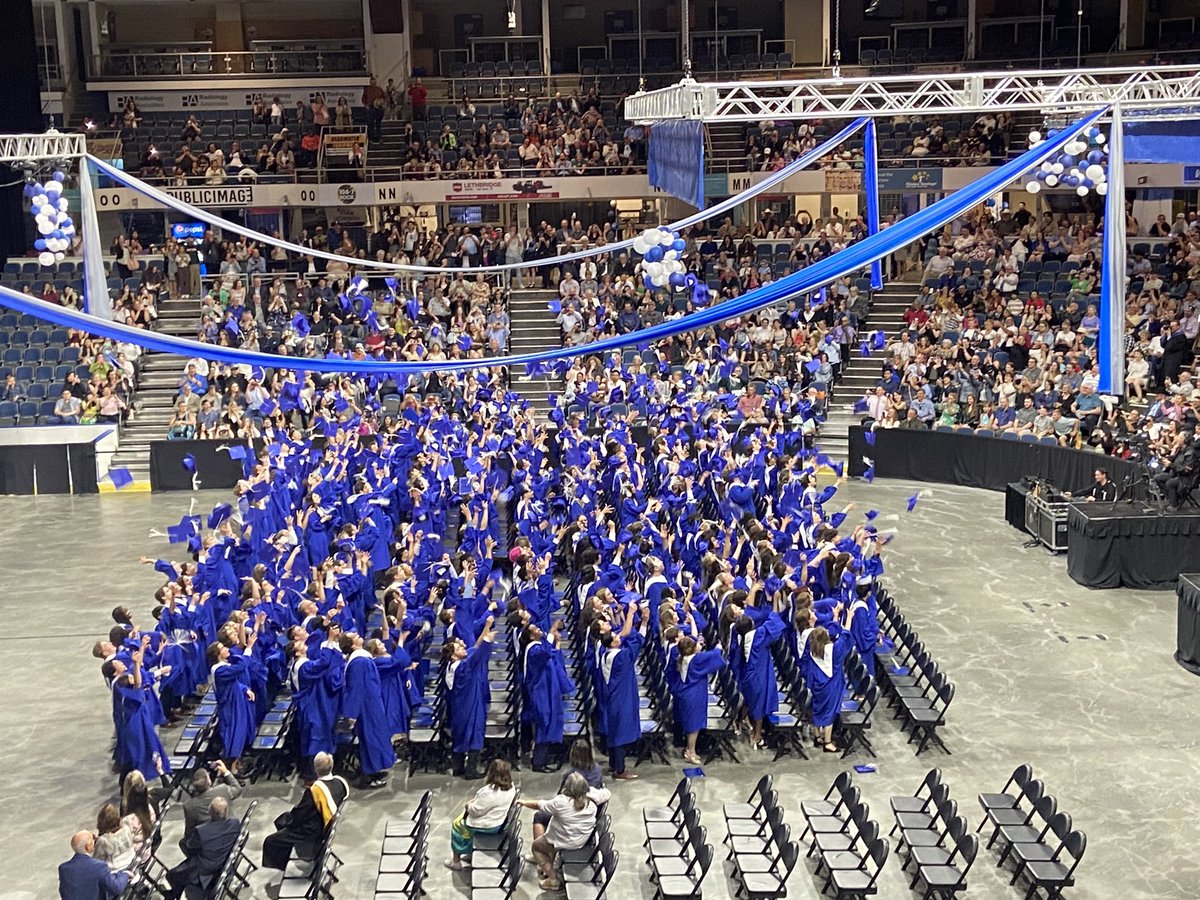 ESM (@esmhs4) on Twitter photo Congratulations CCH grads! Enjoy your weekend of celebration. From all the staff at Ecole St. Mary, we wish you the best and we pray for you. A special shout out to our ESM alumni, we are so proud of you.π©βπ π¨βπππ <a href="/cchschool/">Catholic Central</a> #hs4 Congratulations CCH grads! Enjoy your weekend of celebration. From all the staff at Ecole St. Mary, we wish you the best and we pray for you. A special shout out to our ESM alumni, we are so proud of you.π©βπ π¨βπππ <a href="/cchschool/">Catholic Central</a> #hs4