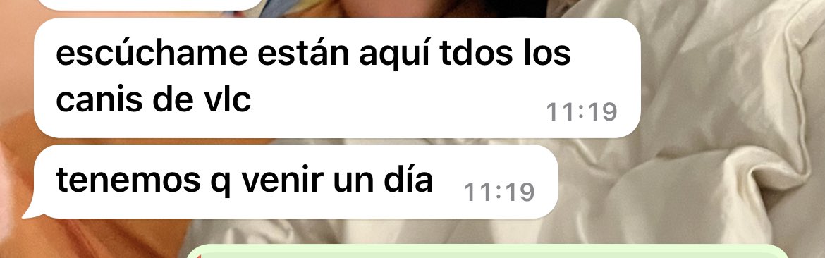 tu en que te fijas cuando te vas de compras? 
mi amiga: