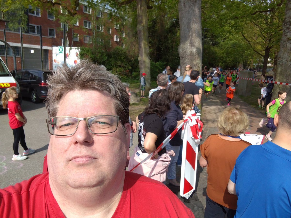 FrankPlantikow's tweet photo. #run4help #Buchholz
bei einem sonnigen Sonntag auf den Sponsorenlauf in der Nordheide mit dabei sein.
Gibt es was schöneres?
Ich glaube nicht. https://t.co/kNKStwuPOO