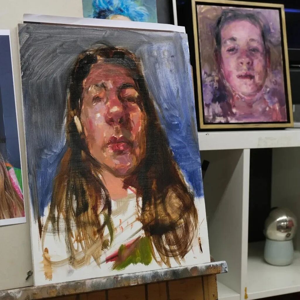 aldaconlimon's tweet photo. Demostración de @nataliaseagobia durante la sesión de tarde.
.
Hoy continuamos!
.
#WsNataliaTSegoviaAcl #oilpainting #portraitpage #portraitpainting #contemporaryart #contemporarypainting #realisticpainting #painting #pintura #pinturaoleo #retrato #color… https://t.co/7h00IFQoRj https://t.co/gFK8m7k11b