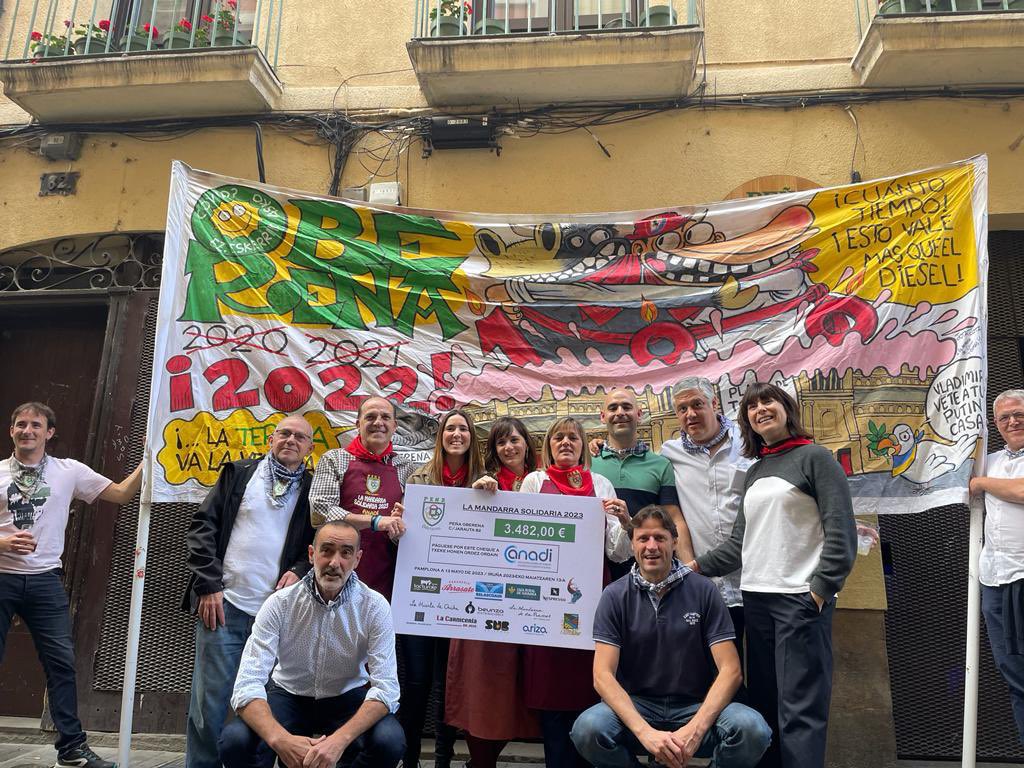 ANADInavarra's tweet photo. Gran día ayer sabado, con la peña Oberena, muchas gracias por el apoyo recibido a ANADI. https://t.co/MjHBq6AKU1