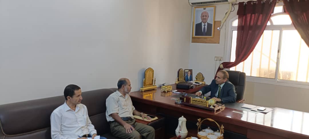 mohesrye's tweet photo. الوصابي يؤكد حرص وزارة التعليم العالي على توفير كافة احتياجات جامعة شبوة

عدن | إعلام الوزارة 
 
https://t.co/o2qKS9ogNK https://t.co/cAdiYTmrxI