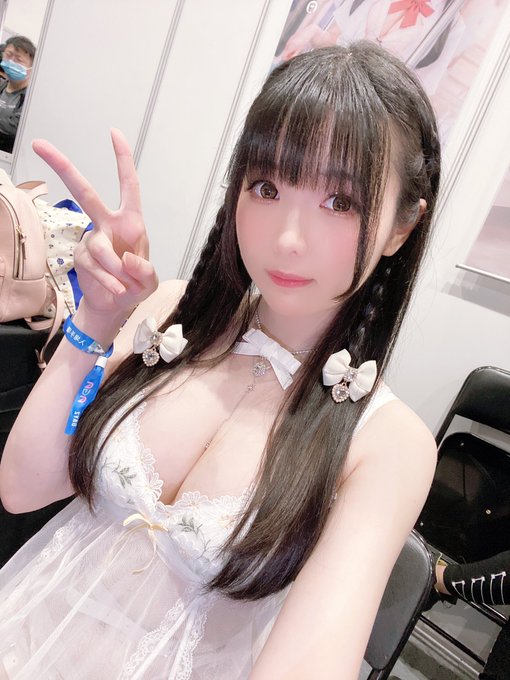 Twitterのコスプレ画像31