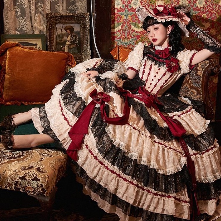 JasminDarnell's tweet photo. I want this dress but it would be extremely frivolous so I need to people to enable me https://t.co/pA3IA4TKKo