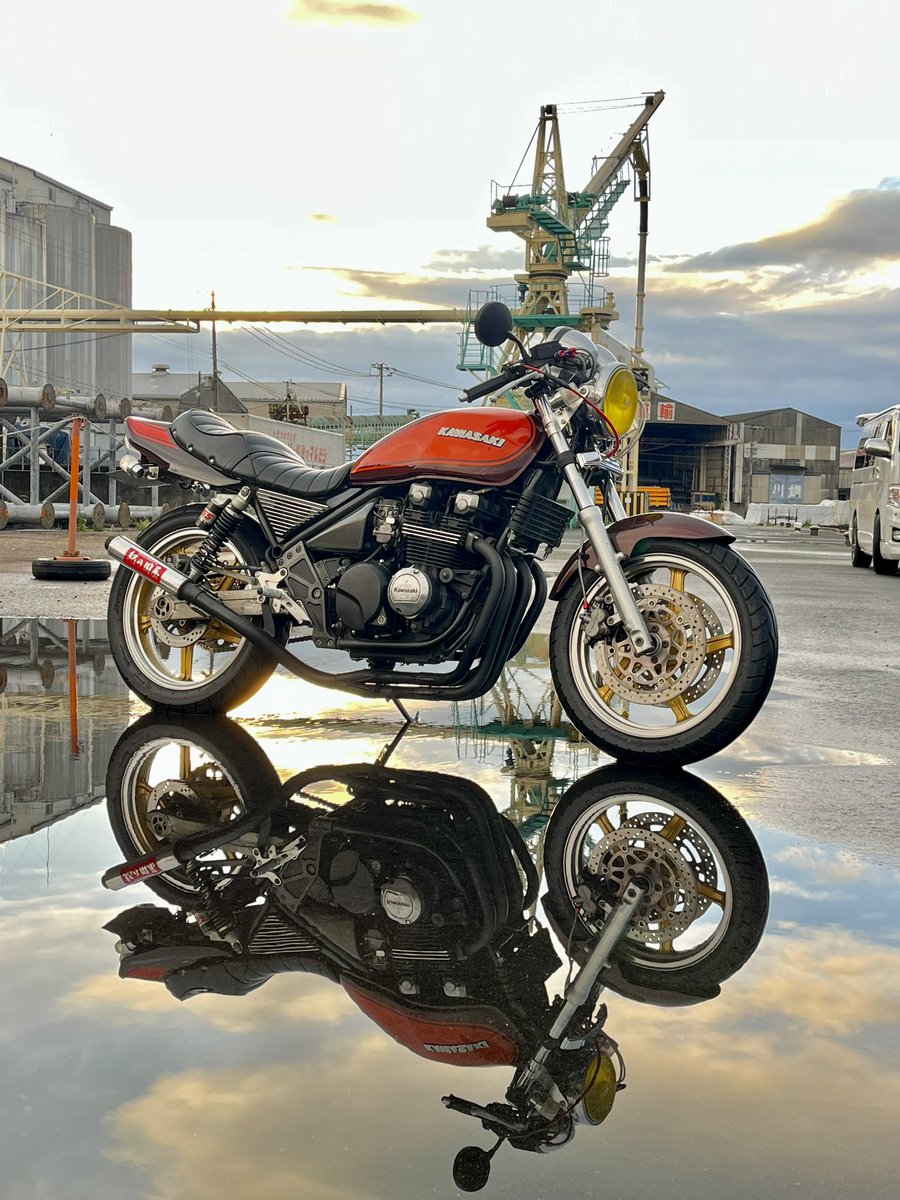 Shoota_zr400c's tweet photo. 雨上がりはテンション上がりますね〜。 https://t.co/SCRtfGLzeu