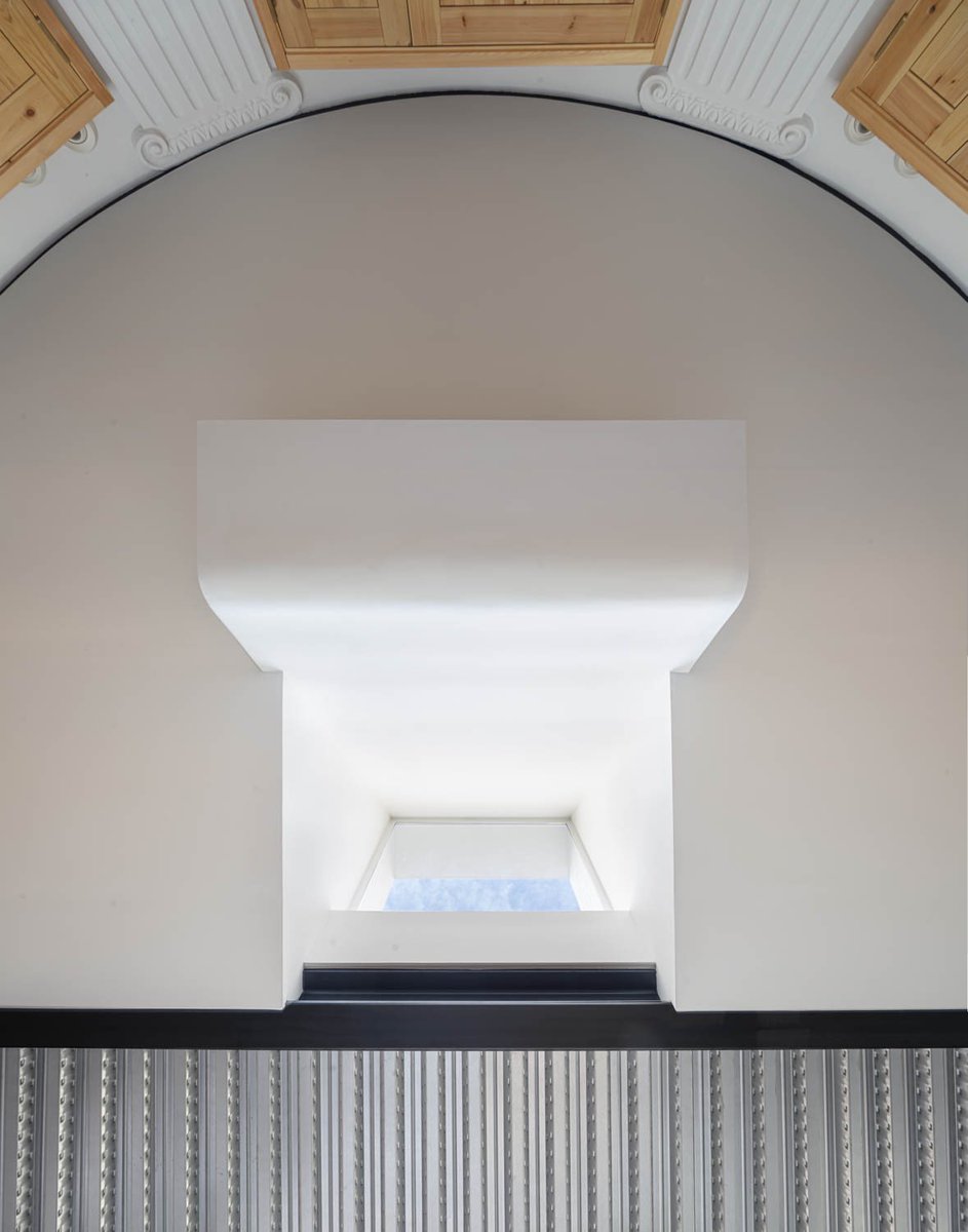 JonTugores's tweet photo. Casa DC  2023, Terrassa. Barcelona.
Ampliació i restauració d’un espai de l’arquitecte modernista Lluís Muncunill.
Fotos: @adriagoula    Stay tuned for more. https://t.co/nJoOa6ff7t