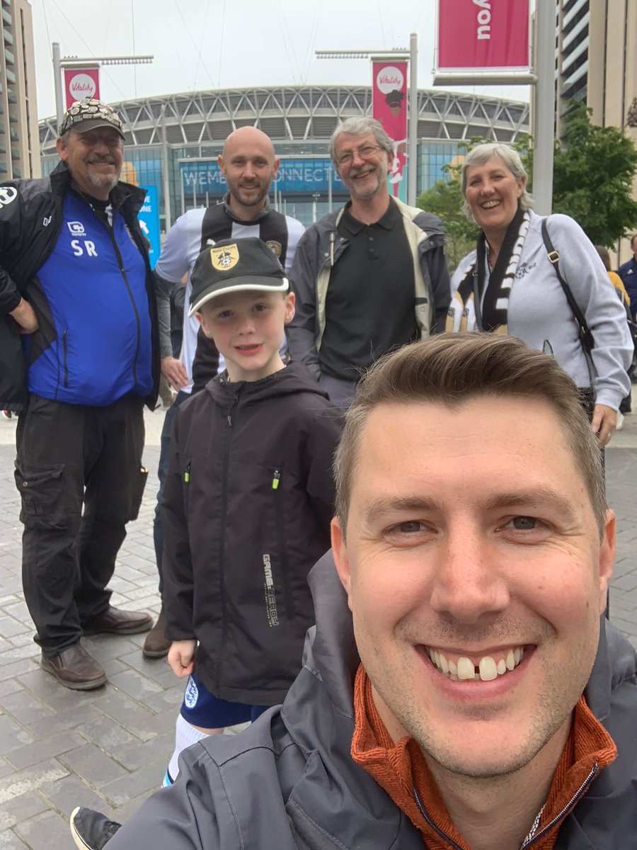 hosting_hr's tweet photo. Cheered @Official_NCFC on yesterday with family/friends! What a game! Well done Notts! 🍾 Bostock - class above 🤩 https://t.co/tNQmAuhTHM