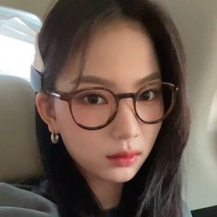 i06mw's tweet photo. looking for moots !

ᜊ hello ! i’m lai she / her 
not new to #kpoptwt &amp; #stantwt 

ᜊ ults : seventeen, nct, stayc, blackpink 
ᜊ stan : bts, txt, lesserafim, nwjns, enhypen
ᜊ biases : wonwoo, dokyeom, jaehyun, isa, jennie 

↻ / ♡ to be moots &amp; spread https://t.co/zsRN5T0eJn