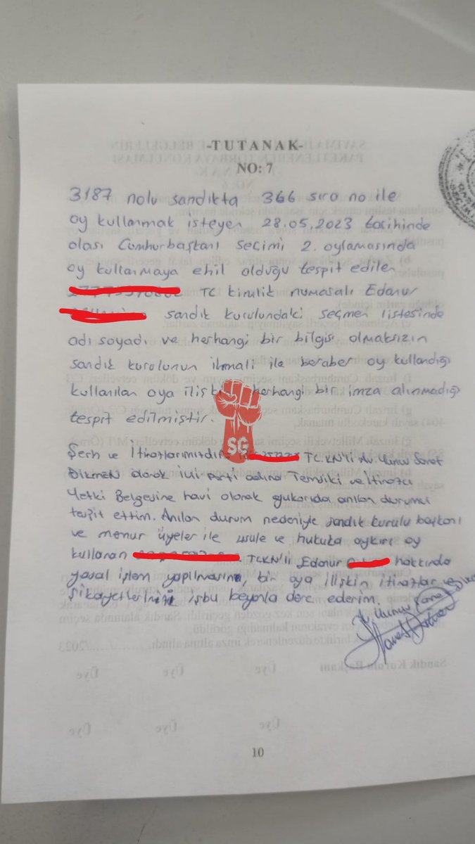 İstanbul'da Selahaddin Eyyubi İlkokulu'nda 17 yaşında oy kullanma hakkı olmayan  bir kişinin seçmen kağıdı olduğu tespit edildi. Olayla ilgili tutanak tutuldu