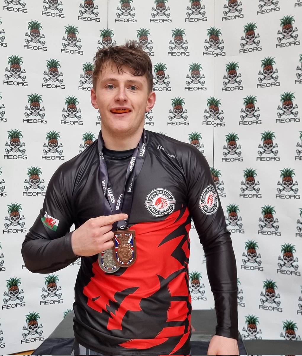 SWFRS_BJJ's tweet photo. What a great day yesterday at the  British Military and Emergency Services Brazilian jiu-jitsu competition in Aldershot. South Wales Fire and Rescue Service was done proud by all competitors #teamsouthwales #reorg #britisharmyjiujitsu #emergencyservices https://t.co/THF8xw5Syp