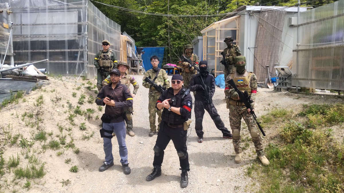 TriggerCtiy's tweet photo. 本人のたいちょ定例会参加された皆様ありがとうございました！心配だったお天気も大丈夫でした！今回は人数少なめでしたので管理人も参加、ホントに全ゲーム復活制限なしでしたがなんとか乗りきれました！次回たいちょ定例会は7月に予定しております！ https://t.co/jLtKlMAdAT