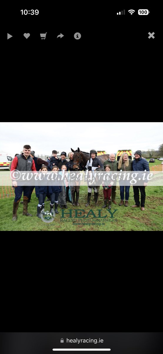 That’s a wrap for us this season, ending on 11 winners! 💫🏆 A fantastic season for all. A huge thank you goes out to all our horses who have worked tirelessly for us all and to our jockeys, ground staff, riders, physio, chiropractor, dentist, farrier and vet. 🙏🎉💫