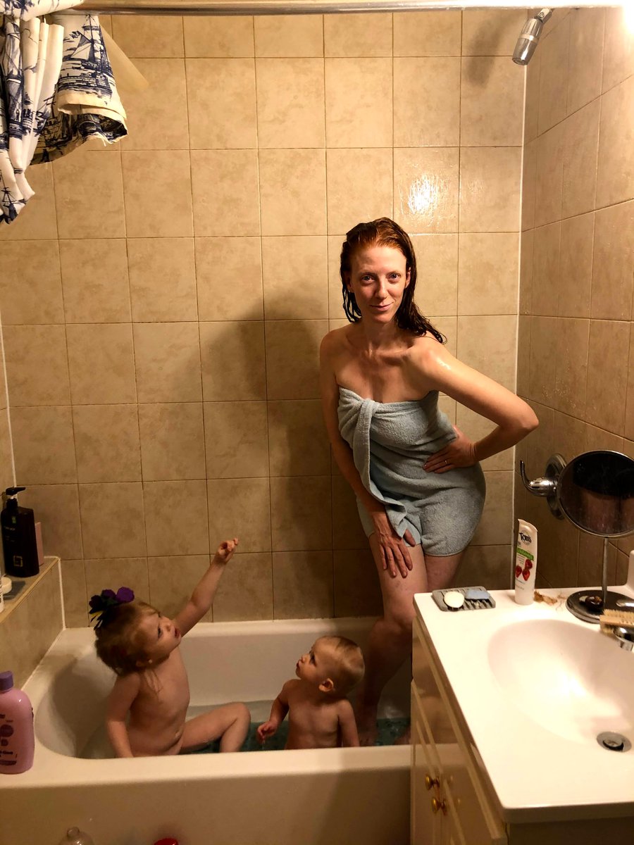 storycollider's tweet photo. Happy #MothersDay! ๐Don't miss our latest episode celebrating #motherhood & all the ups and downs of becoming a mom. ALSO check out these #StoryExtras from Julia Whitehouse & Nessa Goldman! And CONGRATS to Nessa, who's expecting her first child๐
๐ง: https://t.co/PN7YEIi1Qi https://t.co/nGuHfLMQZh