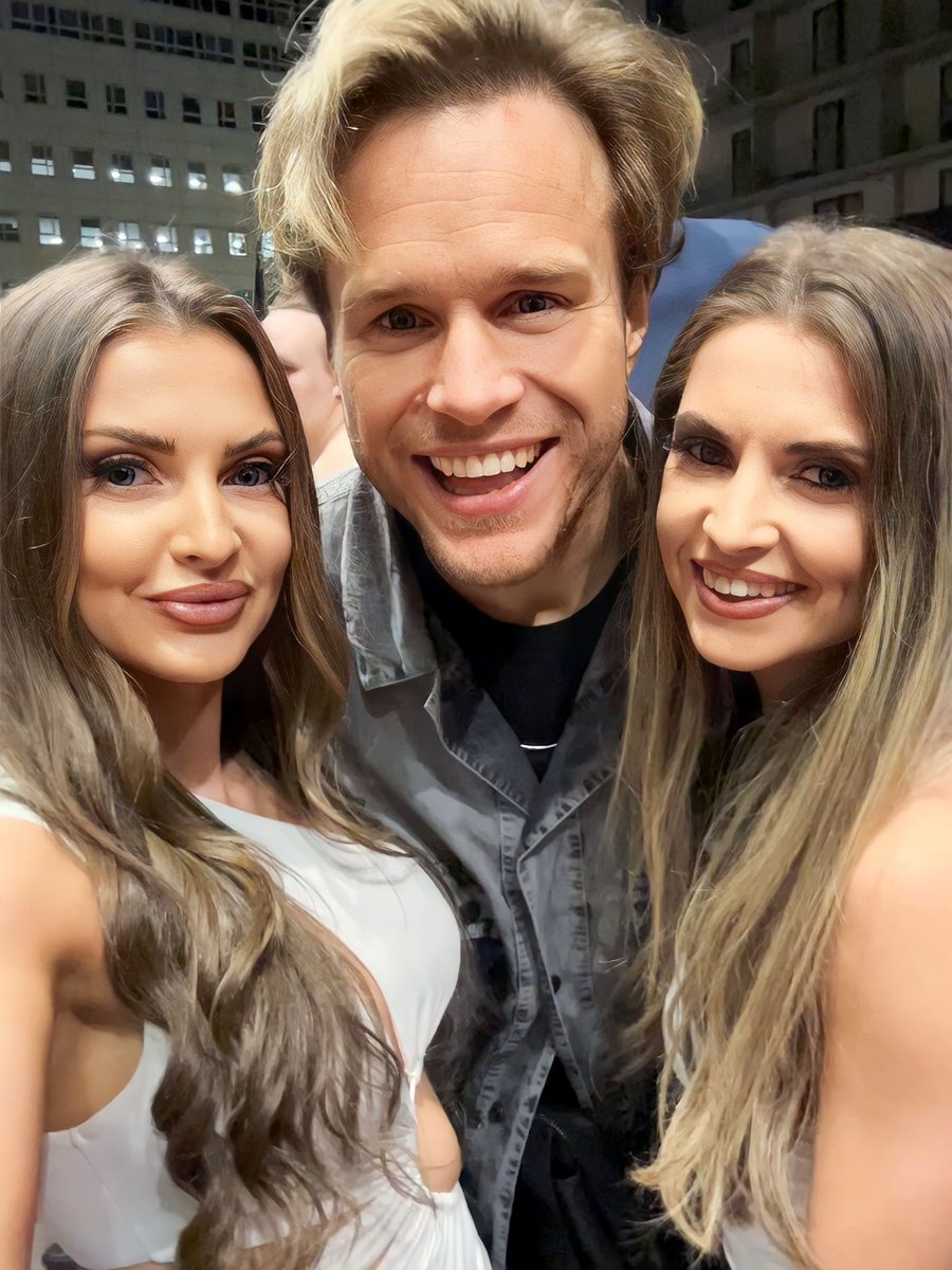 Massive happy birthday to <a href="/ollymurs/">Olly Murs</a> hope you have a amazing day! Stay cheeky 😝🥳