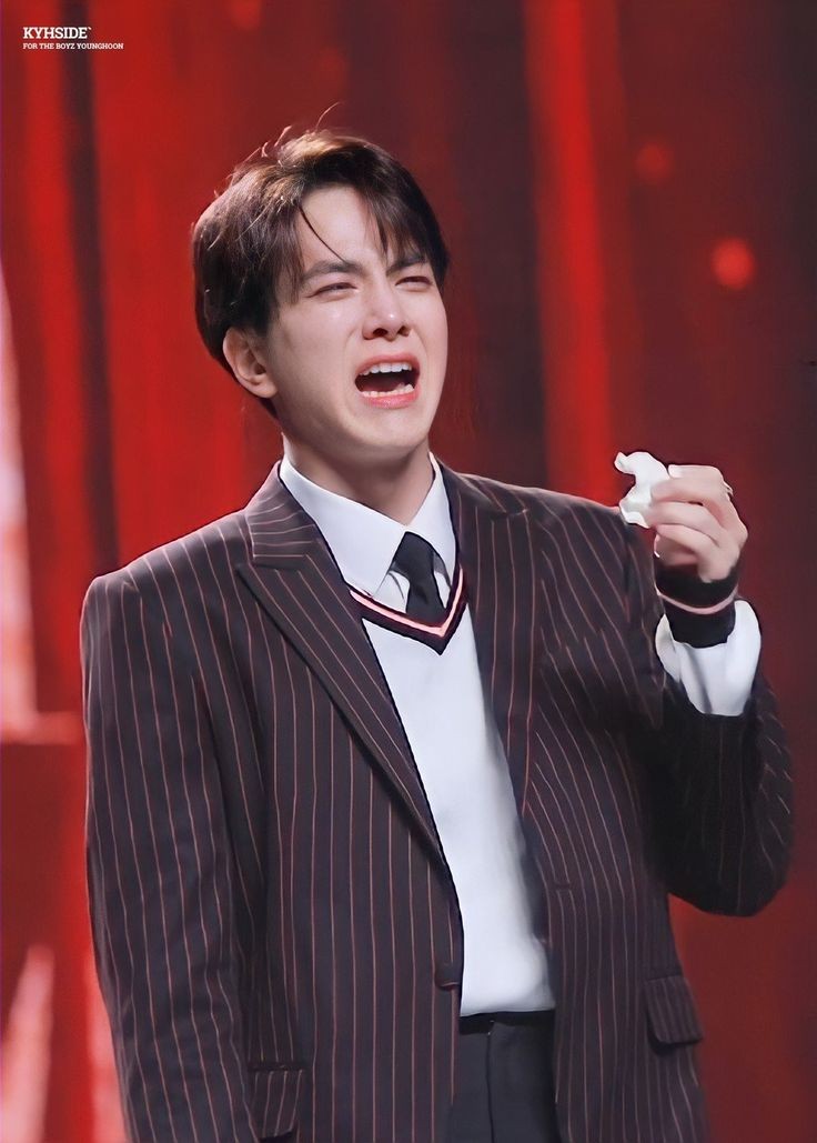 <a href="/ofEnchantedly/">Enchanting Place.</a> <a href="/subEnchanted/">Best Ador, Aci.</a> <a href="/AdorCecep/">cecef</a> @AdorDidit @AdorJojoo bisa jangan tinggalin aku?