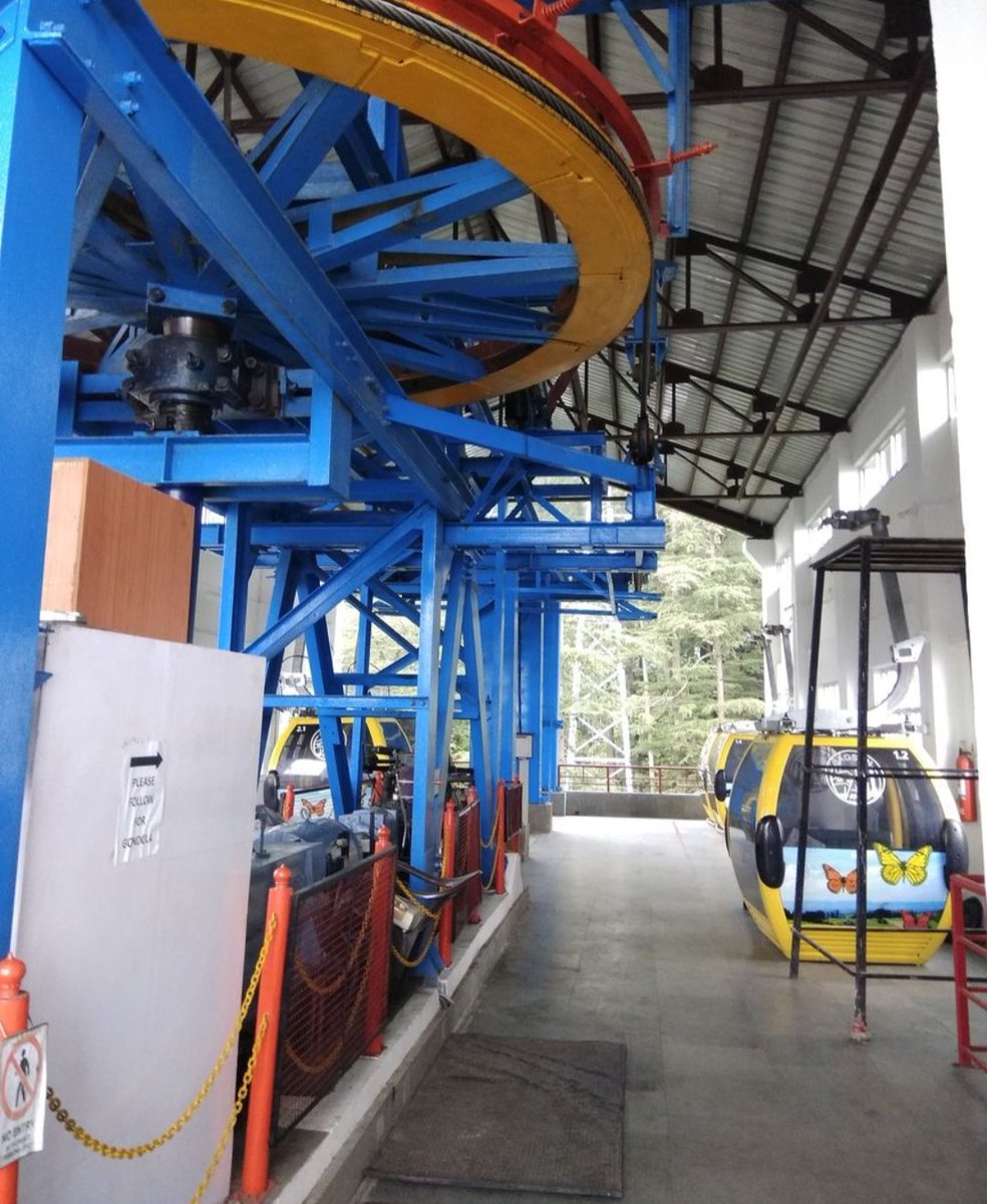 AarconInfra's tweet photo. By making your customers happy, you can create a loyal customer base that will help your business grow and succeed. "Your customers are the lifeblood of your business. Make sure they're happy." 
#aarconinfra #wemovepeople #ropeway #gondola #skycab #news #mountains #cablecar https://t.co/7QQKc9m5nk