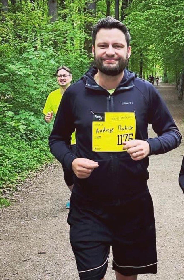 Je to tak. Svoboda dává prostor i takovým drzým nápadům. Ve svobodné společnosti může každý projevit svůj myšlenkový potenciál. Děkujeme!