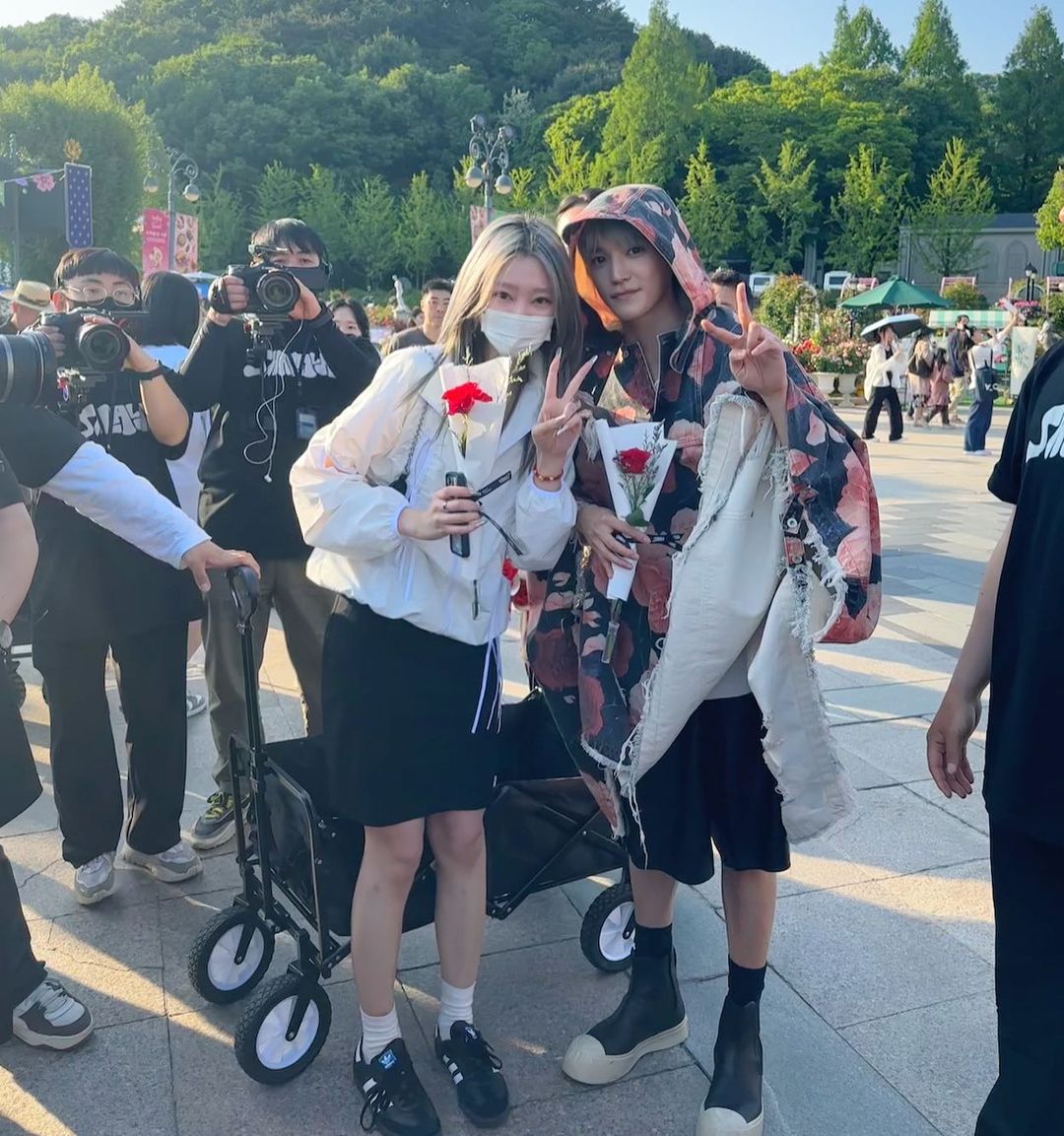 swerte naman ni ruffa mae nakapagpa-picture kay taeyong.