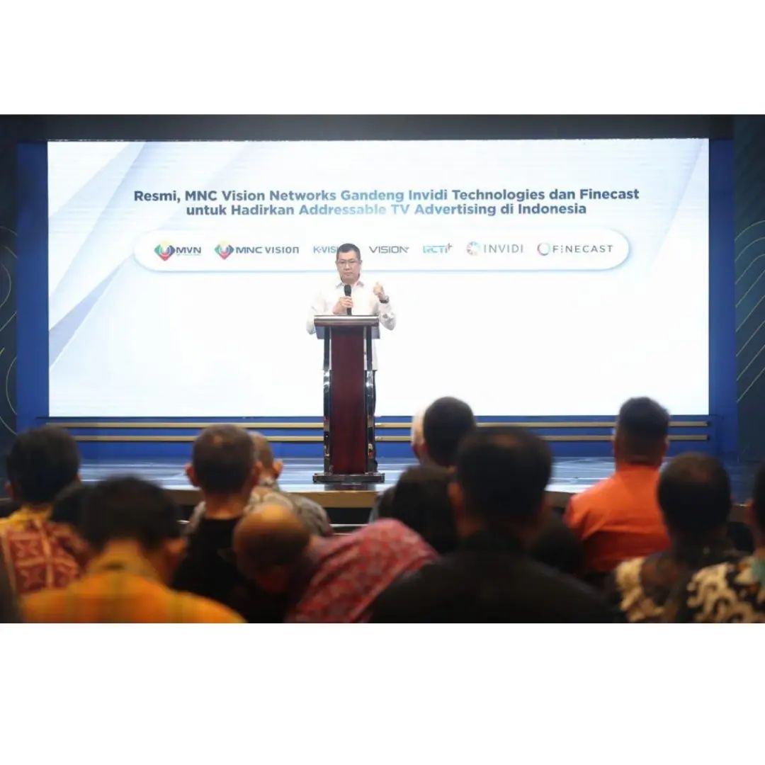 SINDOnews's tweet photo. "Repost dari Bapak @hary_tanoe

https://t.co/b1FAOMdpXH

#HaryTanoesoedibjo #DavidDowney #Invidi #Finecast #Targeted #Advertising #MNCGroup" https://t.co/cpmQcQRz9e