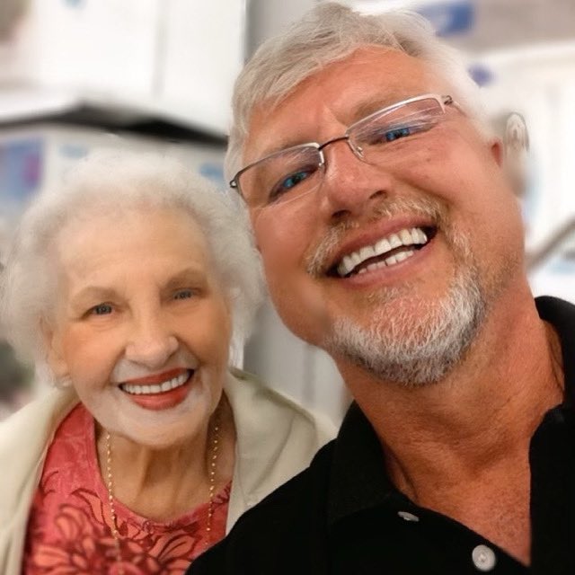 RKCharities42's tweet photo. Happy Mother’s Day. “Dorothy Jean “
We miss you   ❤️ And to all the moms, grandmothers, great grandmothers and to the dads who had the mom and dad title.  All my best. Peace, Love and Blessings https://t.co/tl4QPpcT6H