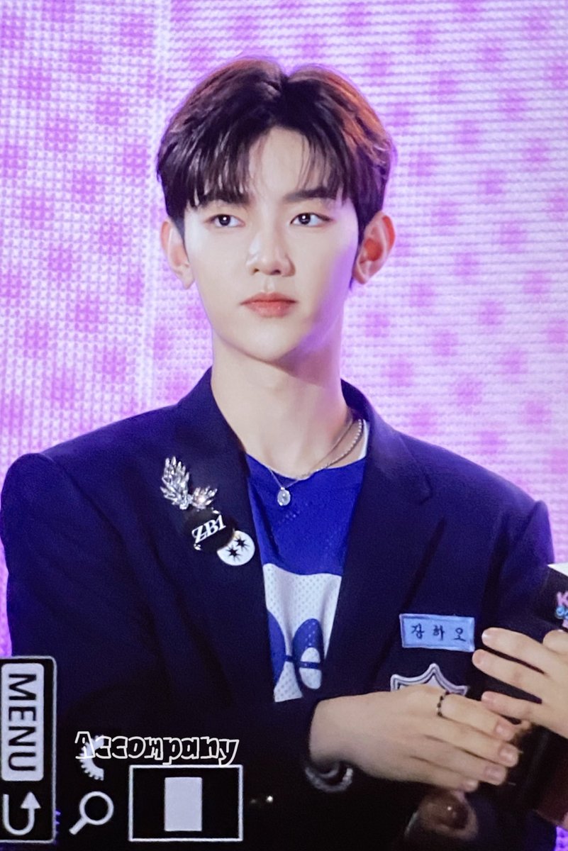 Accompany_bn's tweet photo. 230514 Kcon Red Carpet

#장하오 #ZHANGHAO #章昊 #ZB1 #ZEROBASEONE https://t.co/sSIwz6PwLr