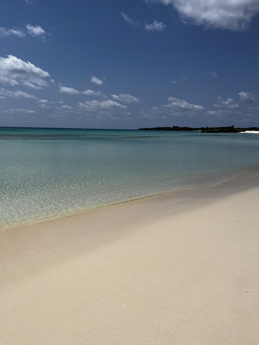 luvjp's tweet photo. Beautiful beach and blue ocean in Miyako island https://t.co/gIfFbC81AD
