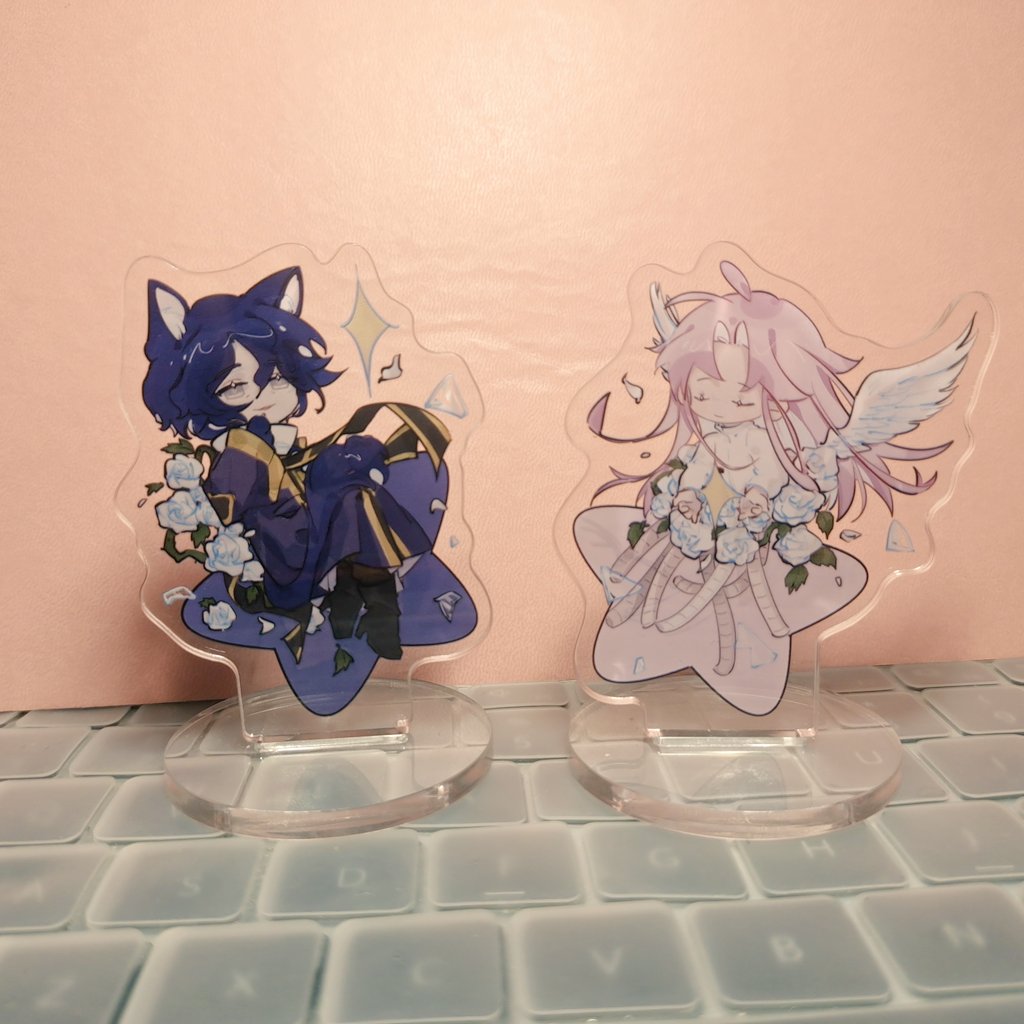 蠻喜歡自己做的立牌的wwww…貓貓和鳥鳥