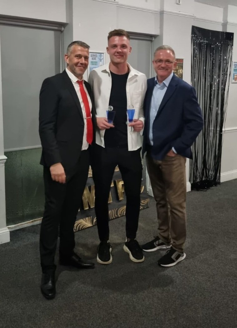 *Presentation Award Winners*
Managers Player &amp; Players Player
<a href="/Elliot98Lines/">Elliot</a> 
Congratulations Linesy! 👏👏👏
🔴🔵 #UpTheLinnets