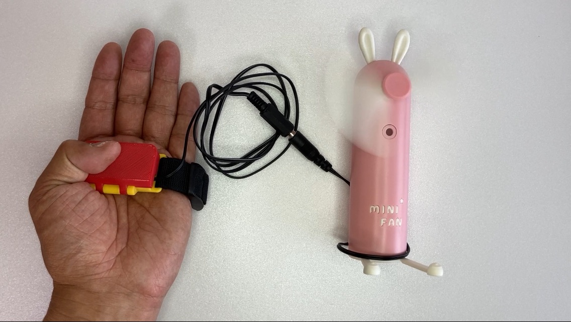 iamsam174's tweet image. I ran the electric fan using a new switch.
#AAC #AT #AccessibilitySwitch #AdaptedSwitch #SimpleTechnology