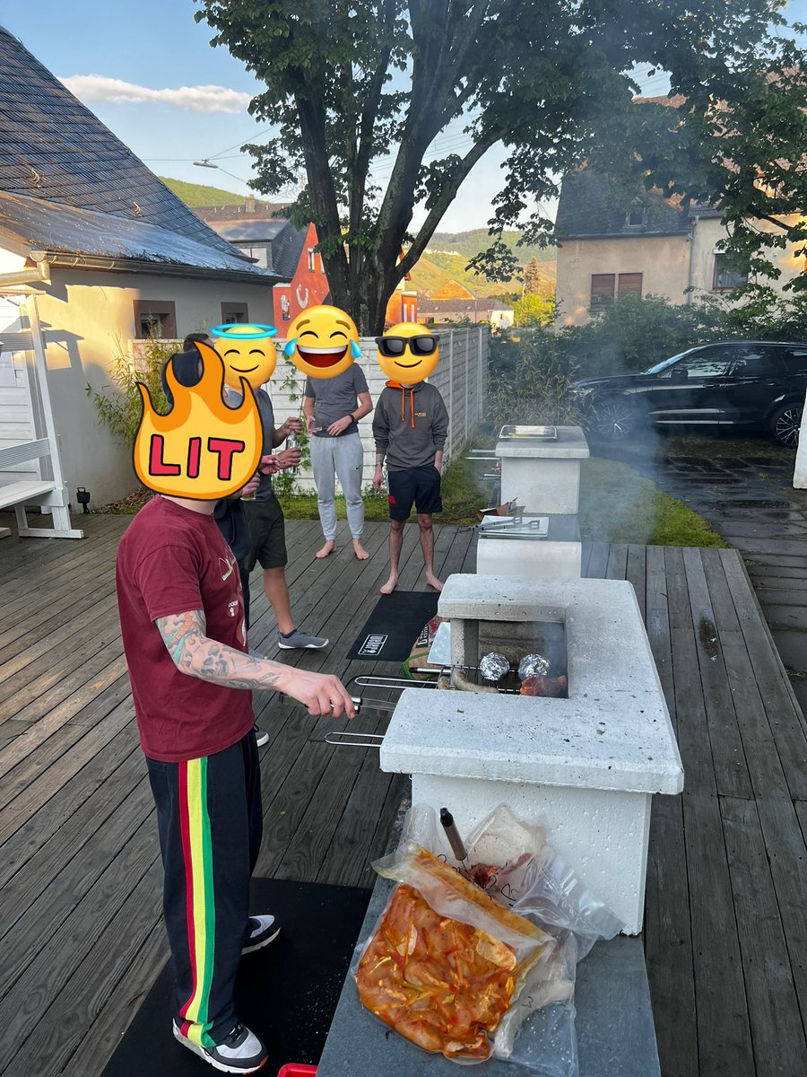 🔥🙏 Satoshi’s Bleibe 2023 neigt sich dem Ende. Danke für ein MEGA Wochenende! ⚡️⚡️⚡️

When Early Bird Tickets Bleibe 2024?!? 

#Bleibe23 #LFG