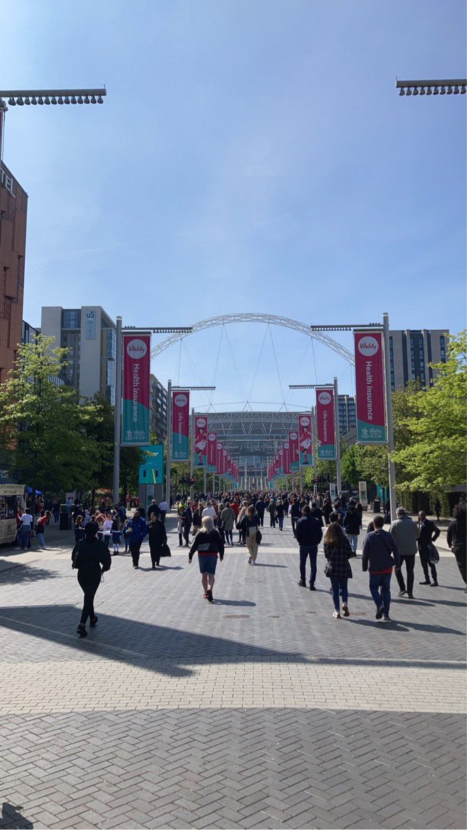 aftermatchftbl's tweet photo. Today we’re at Wembley for the @VitalityWFACup final 🏆

🔵 Will Chelsea make it 3 in a row or can Manchester United cause an “upset” in their debut final? 🔴

#WomensFACup https://t.co/E1B2iDhyrm