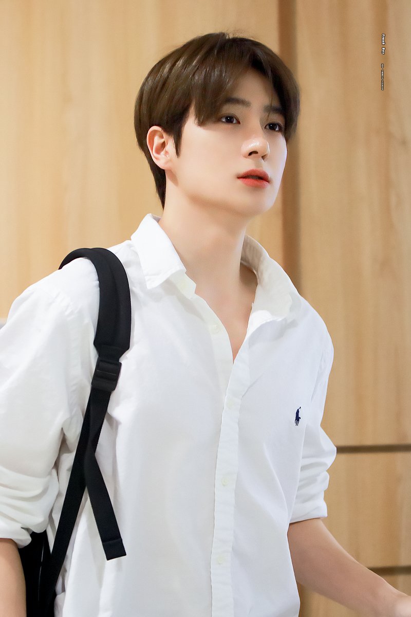 FrankBoy_24's tweet photo. 230511

#더보이즈 #THEBOYZ #TBZ
#현재 #HYUNJAE #이재현 https://t.co/Zg94MfM4zr