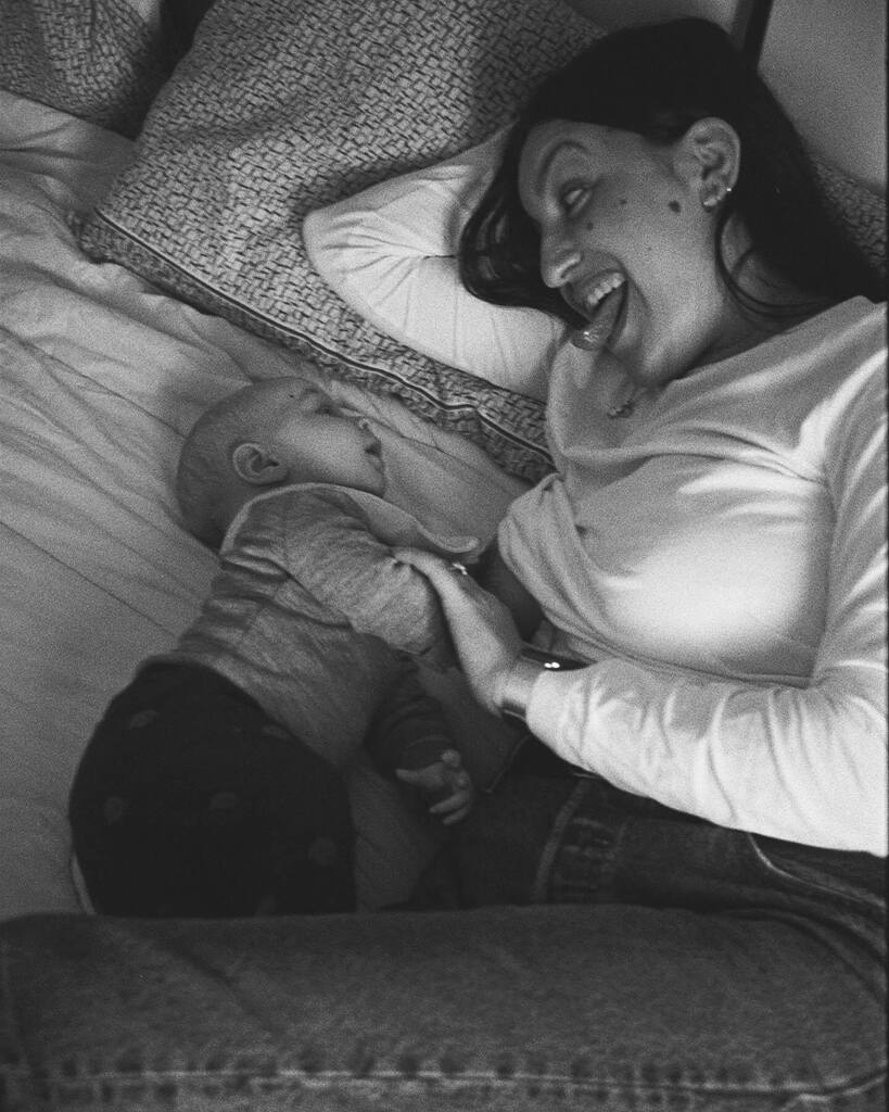 dimarmoni's tweet photo. Buona festa della mamma a me (s��, di nuovo) e alla mia mamma ✨ https://t.co/jfRwnLqZyT https://t.co/nPQrerVLIx