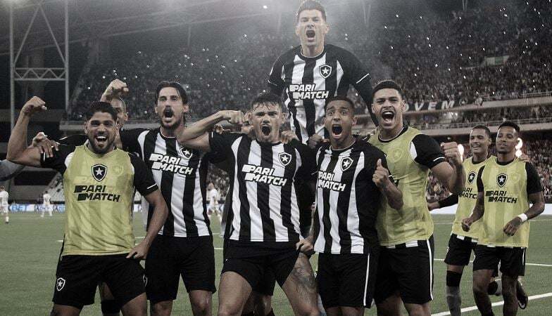 BotafogoVAVEL's tweet photo. Goiás x Botafogo AO VIVO: onde assistir jogo em tempo real pelo Campeonato Brasileiro https://t.co/fTVjWb46gy https://t.co/yQx12KV4pX
