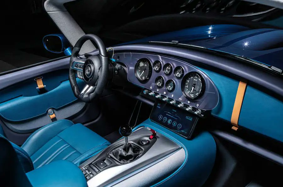 BritishAutoChan's tweet photo. 61 years after the Cobras debut the revived AC Cobra GT Roadster from @accarsofficial launches with a 654hp supercharged V8 heart, or 458bhp n/a #ACCobra #ACCars #AC #ACGT #ACGTRoadster #ACCobraGTRoadster #Cars #UkCars #BritishAutomobile https://t.co/X5KwD6fVM1