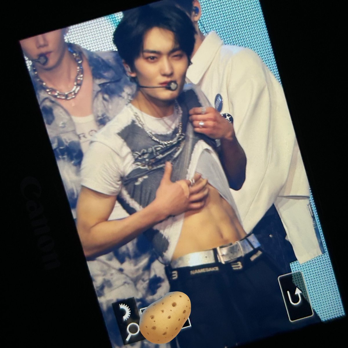 hamzzi_ptb's tweet photo. 230514 MASTER PIECE 막콘 preview

님드라 김태영 복근 이거 올려도 돼? https://t.co/6wWf9qbV5k
