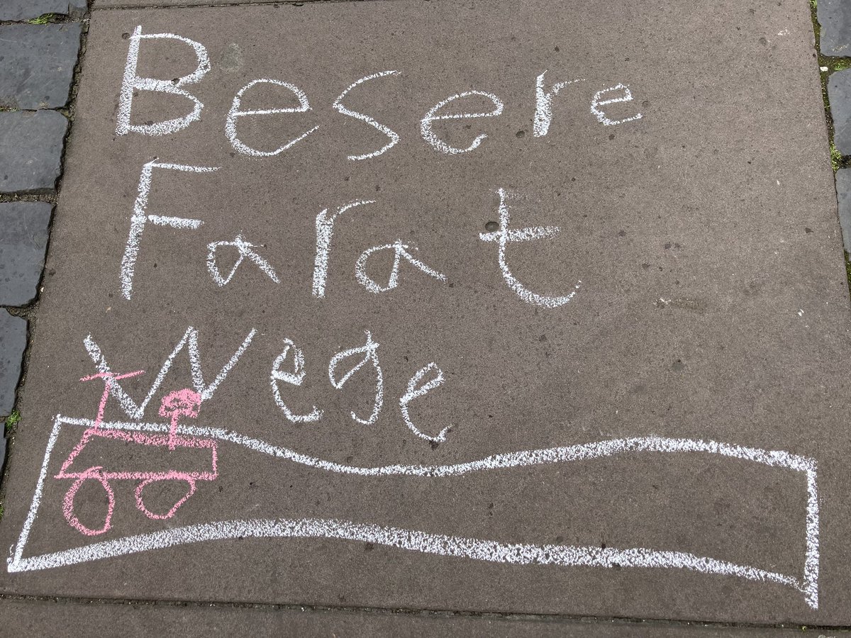 Schrei nach Liebe.
#Bremen

pic: <a href="/KidicalMassHB/">Kidical Mass Bremen</a>