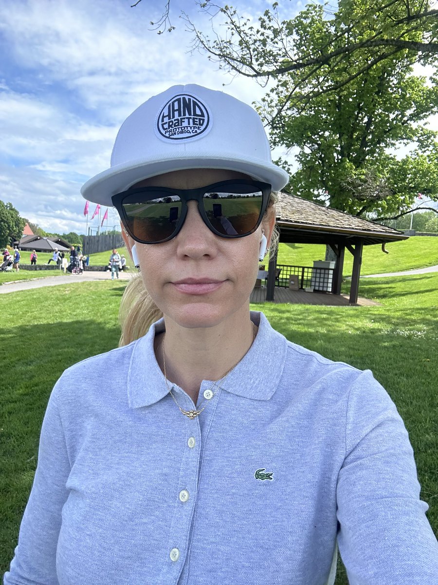 Emma Cabrera Bello tweet media