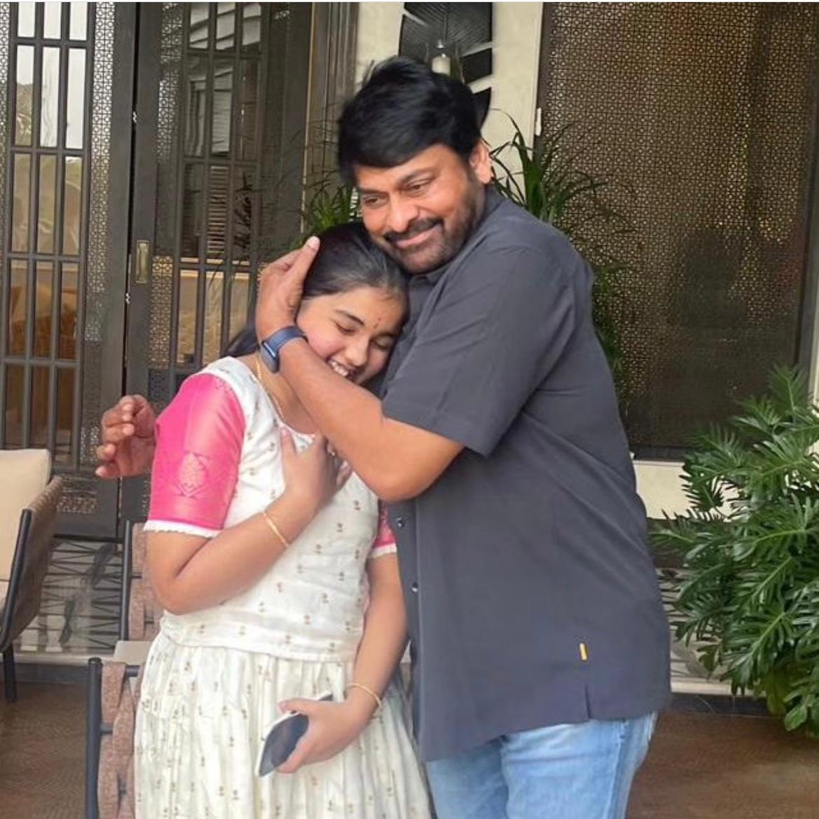 TeluguFilmibeat's tweet image. #Chiranjeevi #IndianIdolJunior #TollywoodNews #FilmiBeatTelugu
More Details:
telugu.filmibeat.com/news/