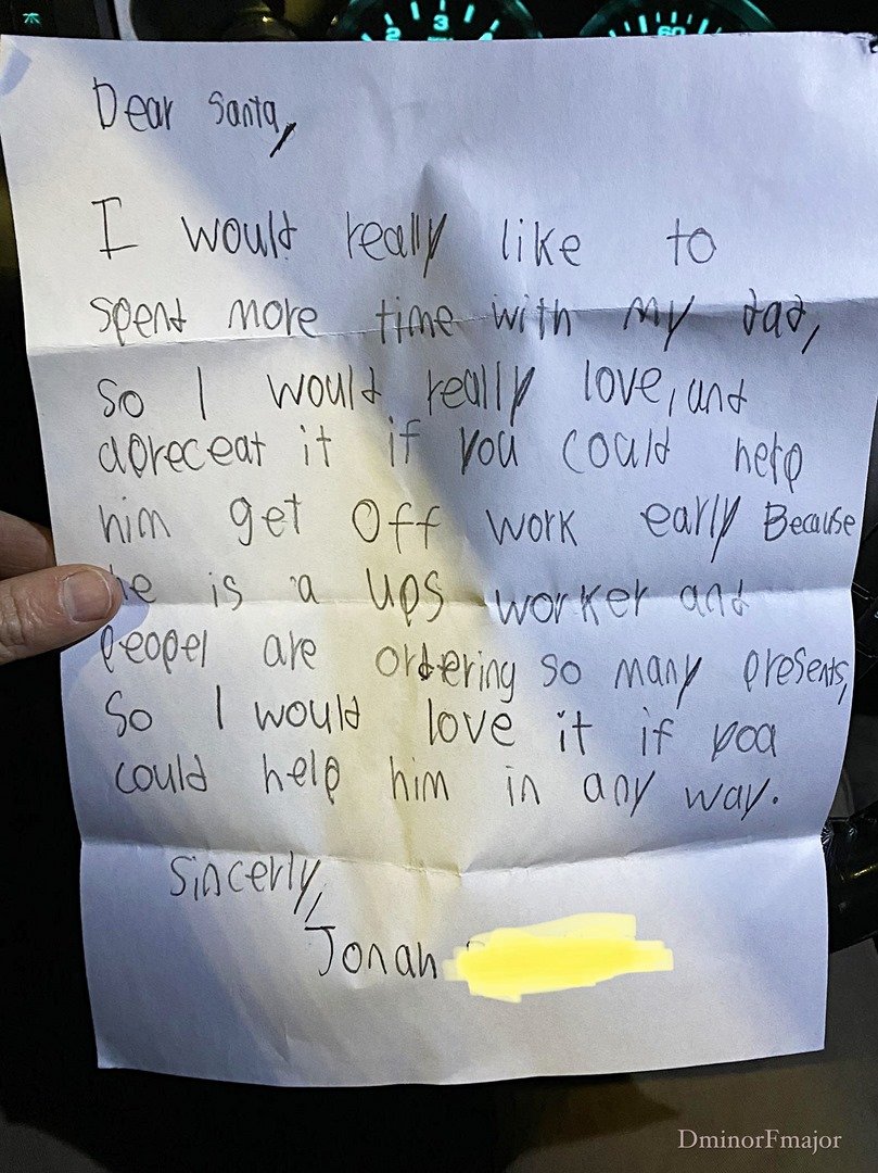 'I’m a UPS driver and I cried when I opened up our son’s letter to Santa.'

Credit: DminorFmajor - reddit.com/user/DminorFma…

⭕️ Follow @Funniest_Family for more interesting content everyday!