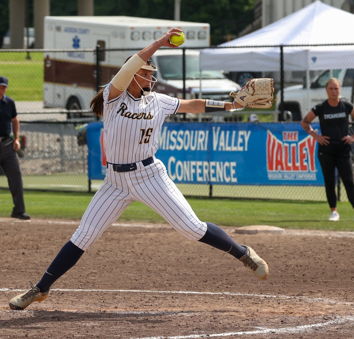 𝐌𝐕𝐂 𝐀𝐥𝐥-𝐓𝐨𝐮𝐫𝐧𝐚𝐦𝐞𝐧𝐭 𝐓𝐞𝐚𝐦 ✨

12 Innings, no walks, no earned runs. Hannah left it all in the diamond and earned all-tournament honors! 

#GoRacers🏇 | <a href="/hannah_james10/">hannah james</a>