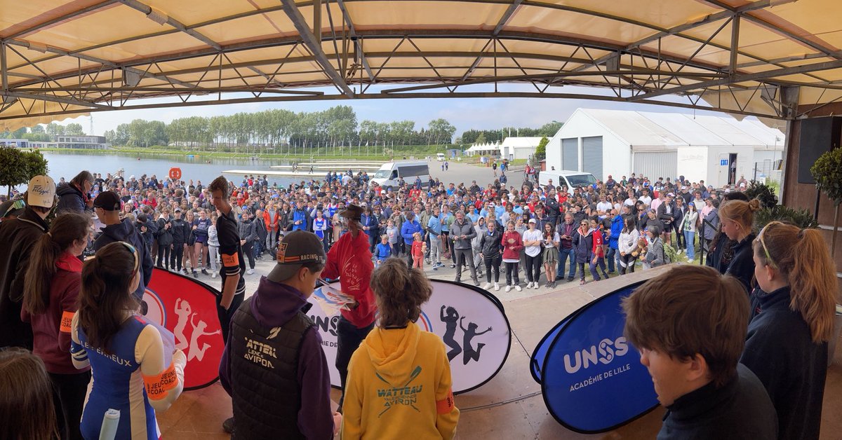 Ambiance de folie sur le bassin de Gravelines lors des remises de récompenses aux championnats de France 🇫🇷 UNSS et FFSU bravo au Président Phillippe Lot et l’ensemble des bénévoles pour cette belle régate nationale 👍
