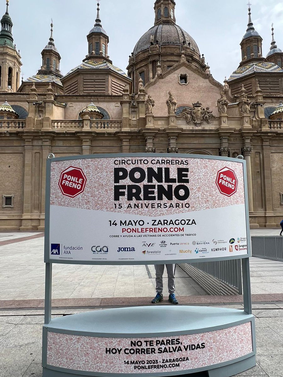 ¡#PonleFrenoZaragoza bate récord y roza los 3.000 participantes! 💙🙌✨

Gracias a todos los que habéis acudido hoy a la plaza del Pilar para poner freno a los accidentes de tráfico. 🏃🏻🏃🏻‍♀️🚘

<a href="/CarrerasPF/">Carreras Ponle Freno</a> <a href="/Ponle_Freno/">Ponle Freno</a>
